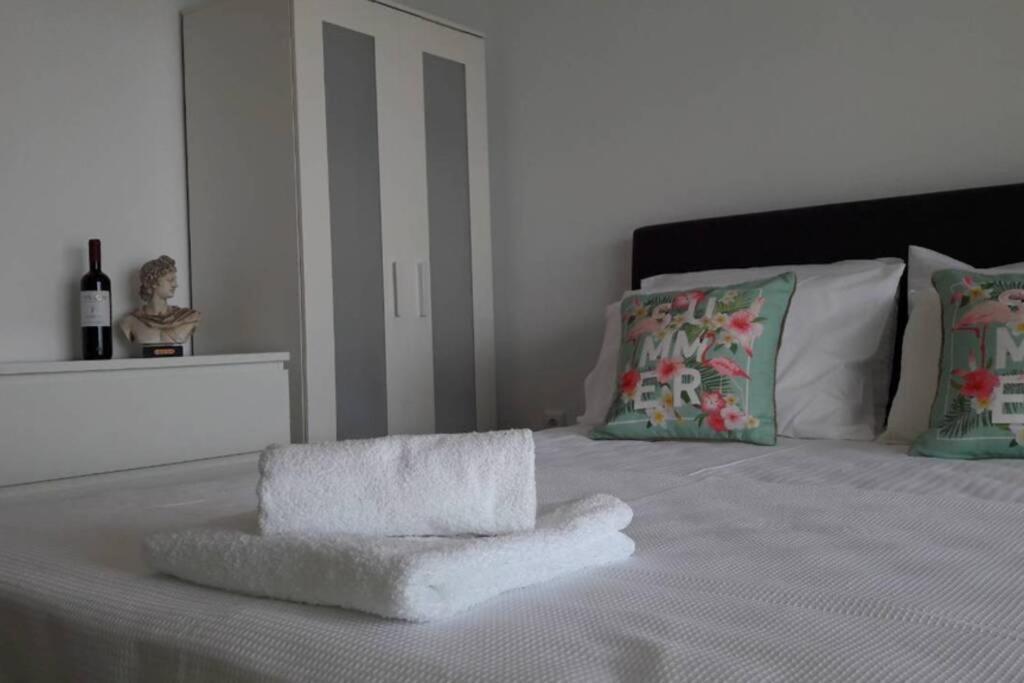 Apollo Romantic Sea View Villa Ківеріон Екстер'єр фото